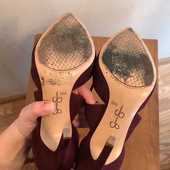 Lace up maroon heels - Picture 5 of 5